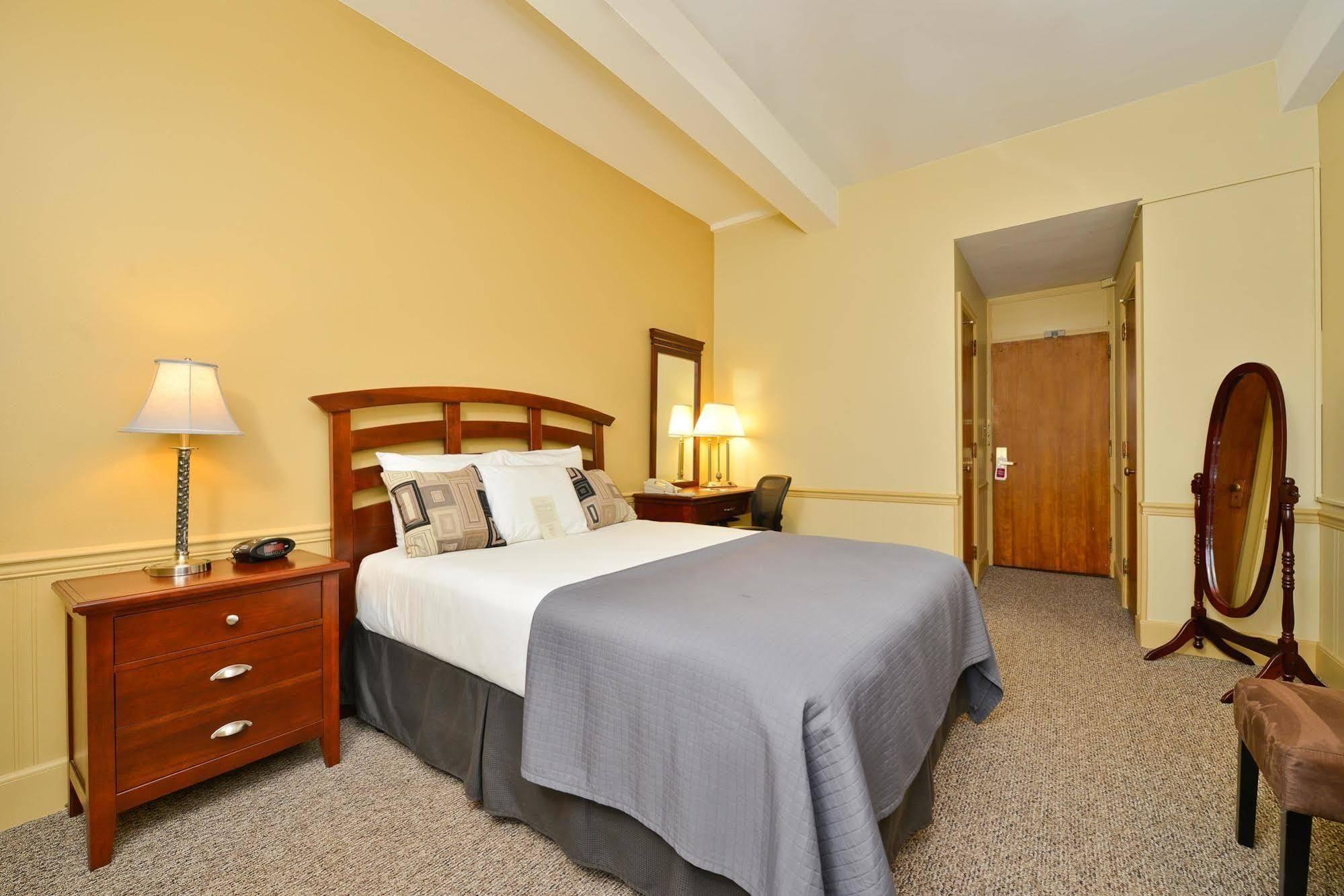 Genetti Hotel, Surestay Collection By Best Western Вільямспорт Екстер'єр фото